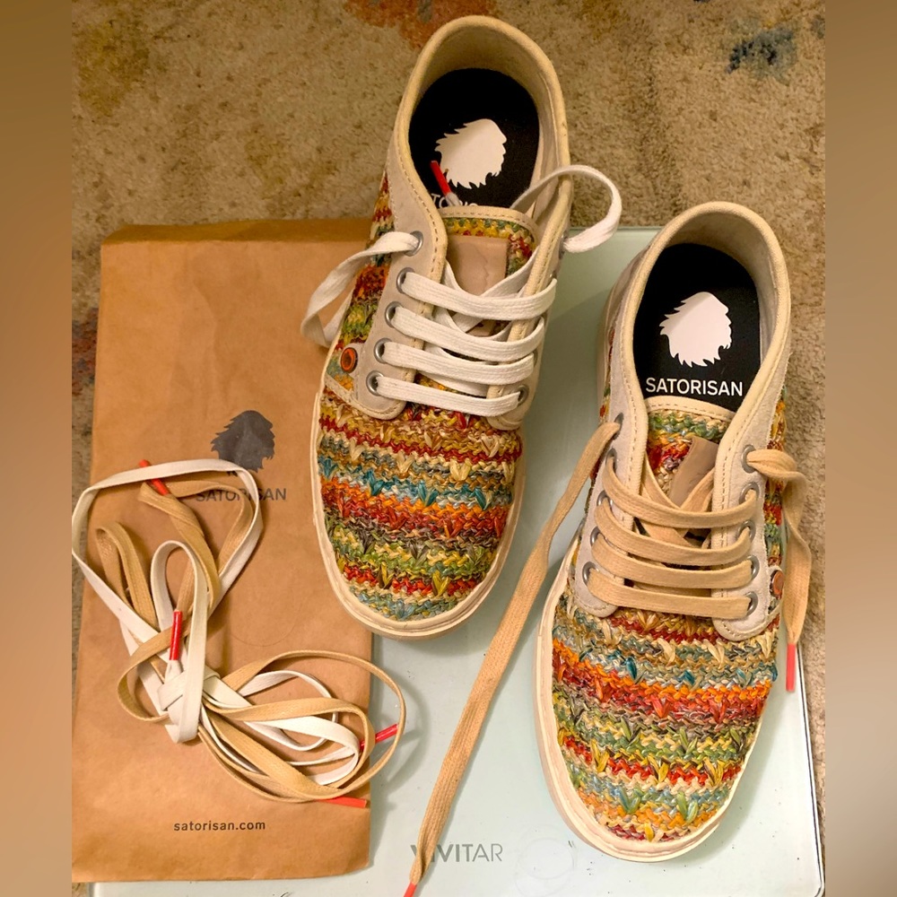 Satorisan Size 37 Big Girl Size 5-6 New! Xtra set of shoestrings Cool Trainers😎